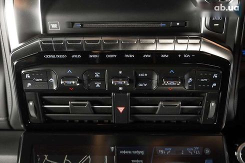 Toyota Land Cruiser 2021 - фото 18