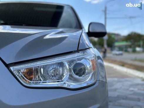 Mitsubishi Outlander 2015 - фото 25