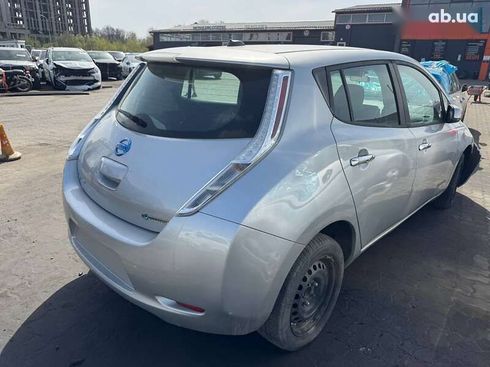 Nissan Leaf 2013 - фото 4