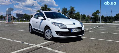 Renault Megane 2013 белый - фото 4