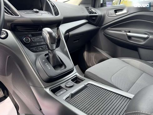 Ford Kuga 2016 - фото 13