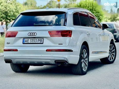 Audi Q7 2016 - фото 12