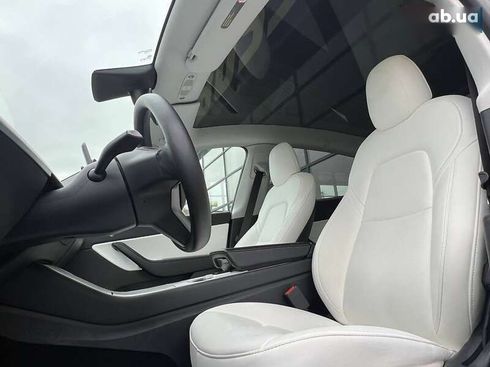 Tesla Model Y 2021 - фото 10