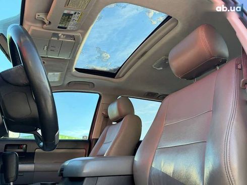 Toyota Sequoia 2014 - фото 25