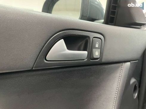 Volvo V50 2011 - фото 17