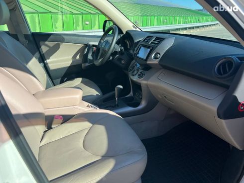 Toyota RAV4 2008 белый - фото 7