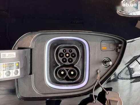 Hyundai Kona Electric 2021 - фото 18