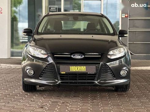Ford Focus 2011 - фото 8