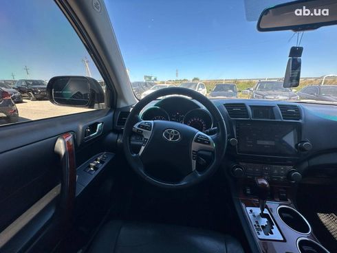 Toyota Highlander 2013 черный - фото 31