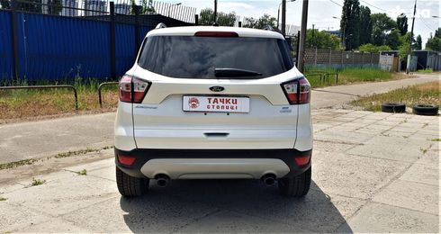 Ford Escape 2017 белый - фото 5
