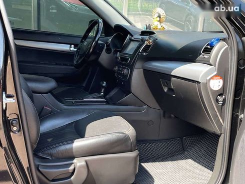 Kia Sorento 2013 - фото 18