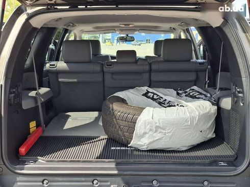 Toyota Sequoia 2016 - фото 13