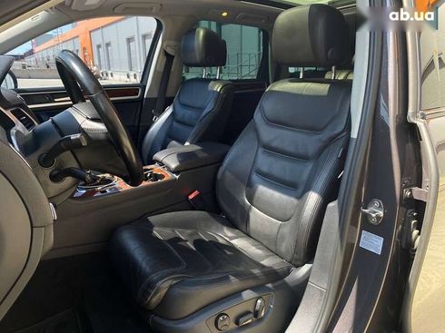 Volkswagen Touareg 2012 - фото 24