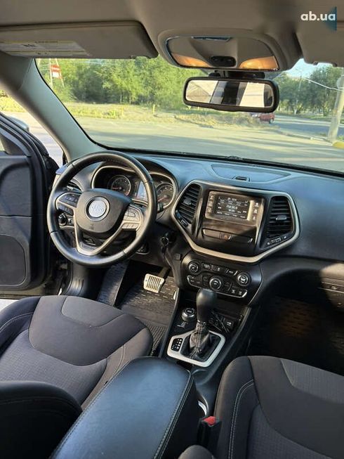 Jeep Cherokee 2015 - фото 18