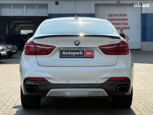 BMW X6 2017 белый - фото 11