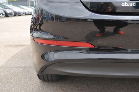 Hyundai Elantra 2017 - фото 13