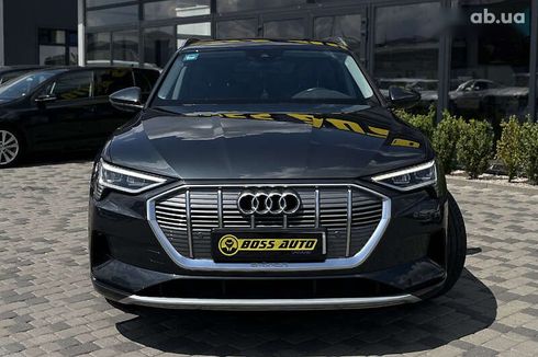 Audi E-Tron 2020 - фото 2