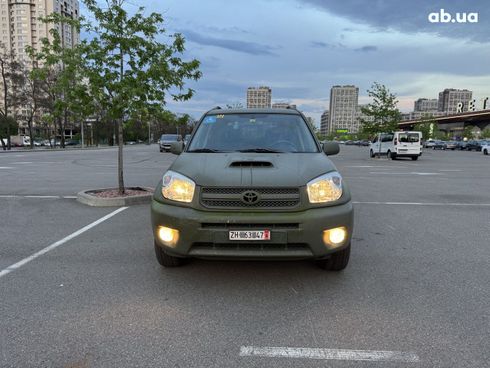 Toyota RAV4 2004 зеленый - фото 20