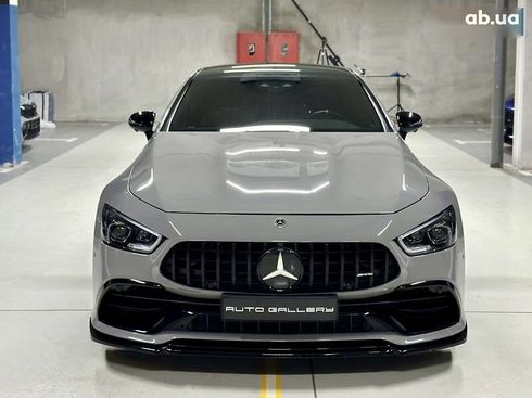 Mercedes-Benz AMG GT 4 2019 - фото 9