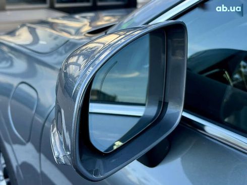Volvo XC60 2019 - фото 16