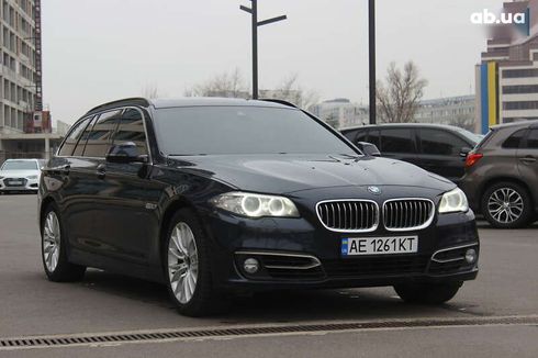 BMW 5 серия 2015 - фото 12