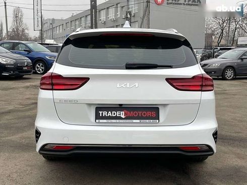 Kia Cee'd 2022 - фото 11