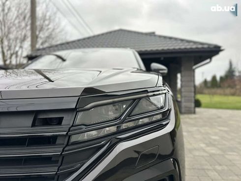 Volkswagen Touareg 2019 - фото 30