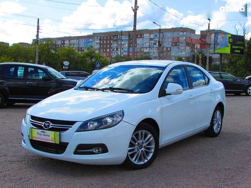 JAC J5 2014 - фото 4