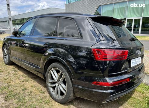 Audi Q7 2019 - фото 19