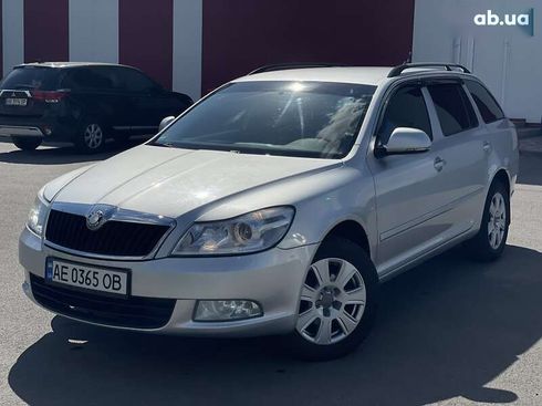 Skoda Octavia 2011 - фото 3
