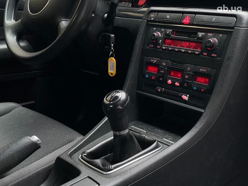 Audi A4 2003 черный - фото 22