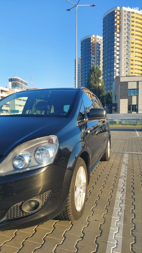Opel Zafira 2012 черный - фото 11