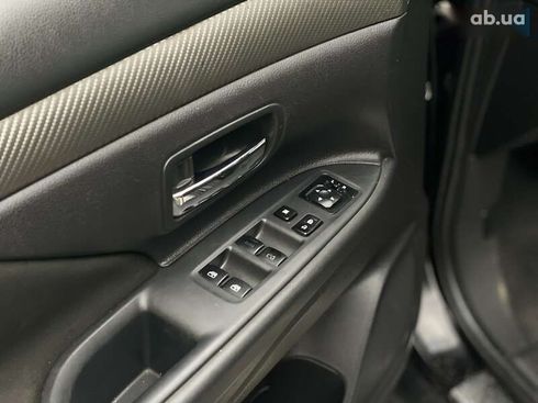 Mitsubishi Outlander 2015 - фото 12