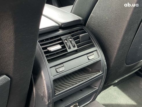 BMW 5 серия 2012 белый - фото 23