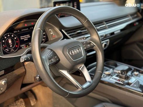 Audi Q7 2018 - фото 9