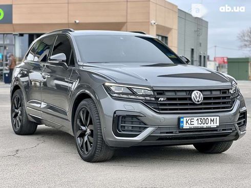 Volkswagen Touareg 2019 - фото 20