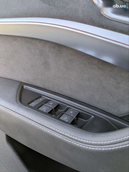 Audi E-Tron 2020 - фото 8