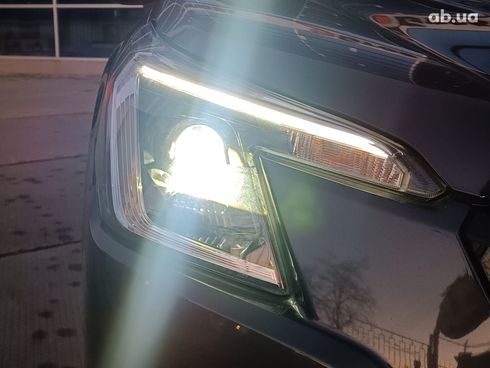 Subaru Forester 2022 серый - фото 16