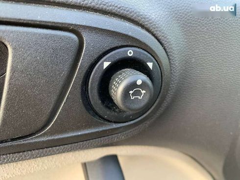 Ford Fiesta 2018 - фото 16