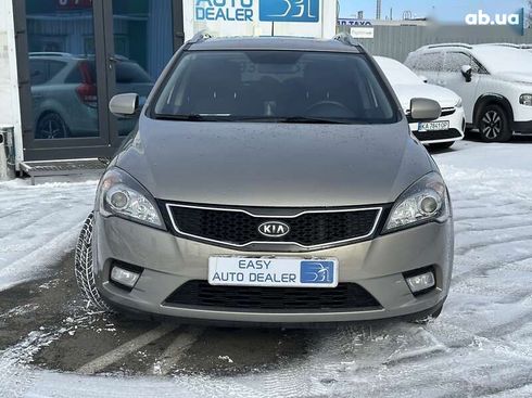 Kia Cee'd 2012 - фото 2