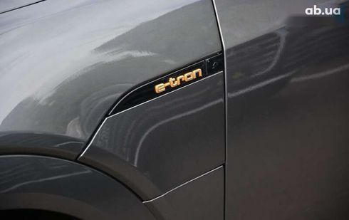 Audi E-Tron 2021 - фото 21