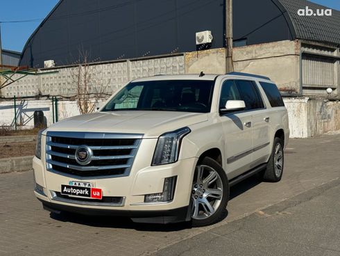 Cadillac Escalade 2014 белый - фото 2