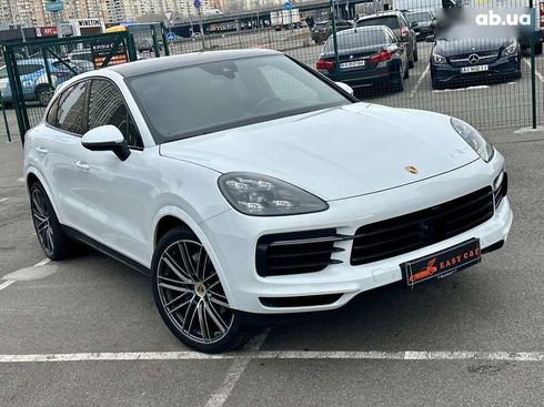 Porsche Cayenne Coupe 2019 - фото 16
