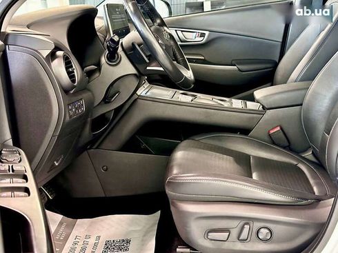 Hyundai Kona Electric 2020 - фото 17