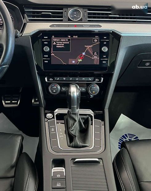 Volkswagen Passat 2018 - фото 14