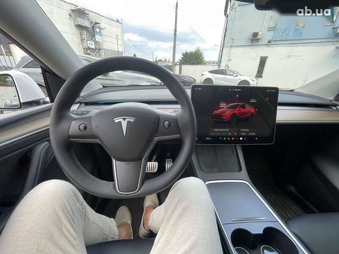 Tesla Model Y 2022 - фото 18