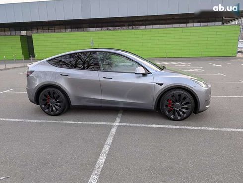 Tesla Model Y 2024 - фото 7