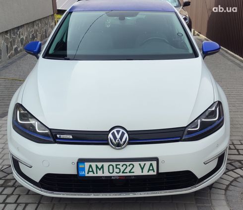 Volkswagen e-Golf 2015 - фото 14