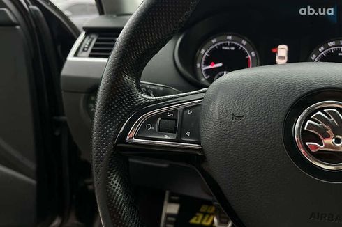 Skoda Octavia 2017 - фото 23