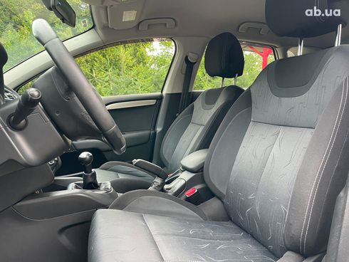 Citroёn C4 2013 белый - фото 15